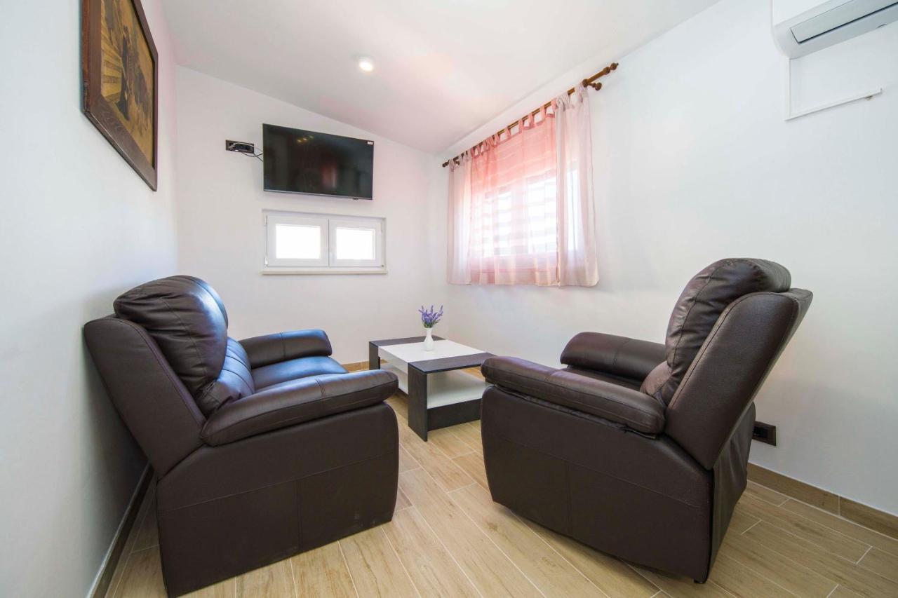 Ve & Ki Apartment Podstrana Exterior photo